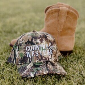 Country & Western Camo Vintage Trucker Hat
